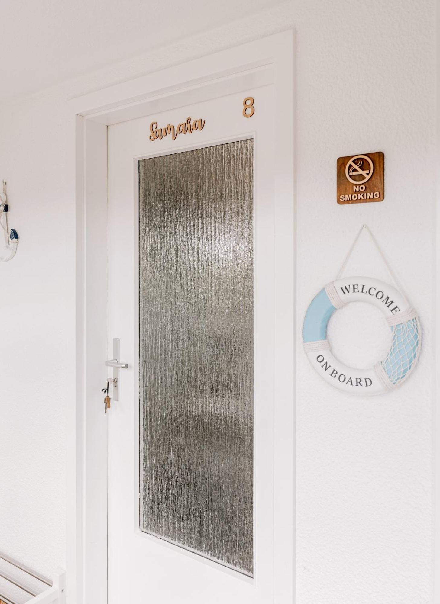 Ferienhäuser Insel Usedom Haus Samara 8 - Mit Blick aufs Achterwasser! Lutow Exterior foto